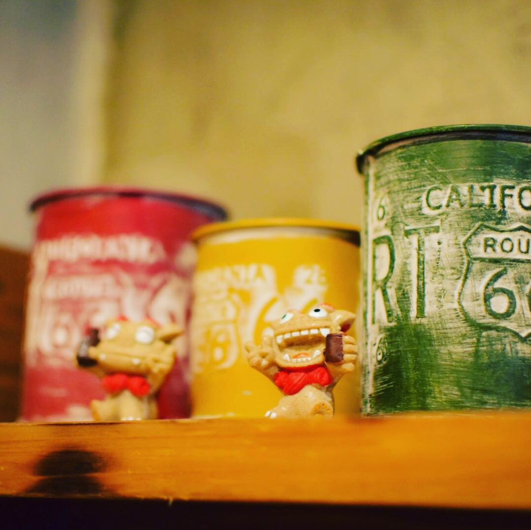 小さくてかわいいシーサーの置物